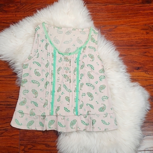 Cottagecore Paisley Button Front Tank Top - Picture 1 of 5